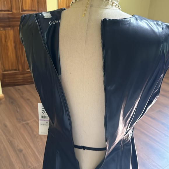 Calvin Klein faux leather Dress 0795 - Picture 7 of 7